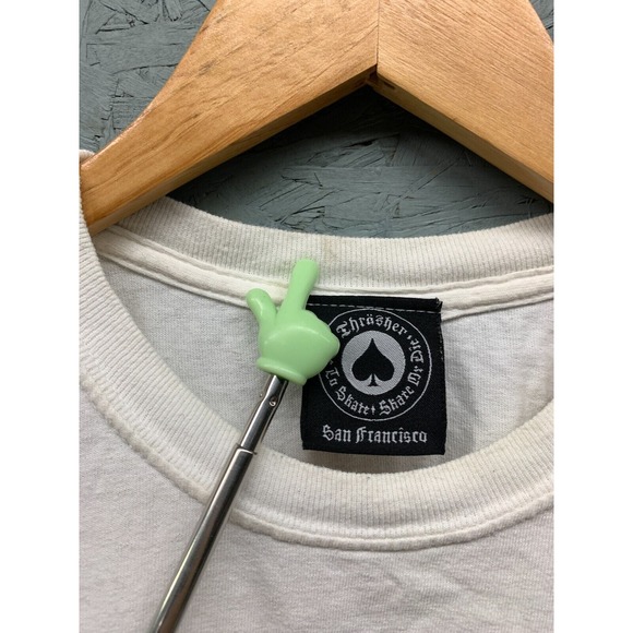 Thrasher Men’s M White Graphic Skate T-Shirts Lot of 2 Comic Style Tees - Picture 4 of 16